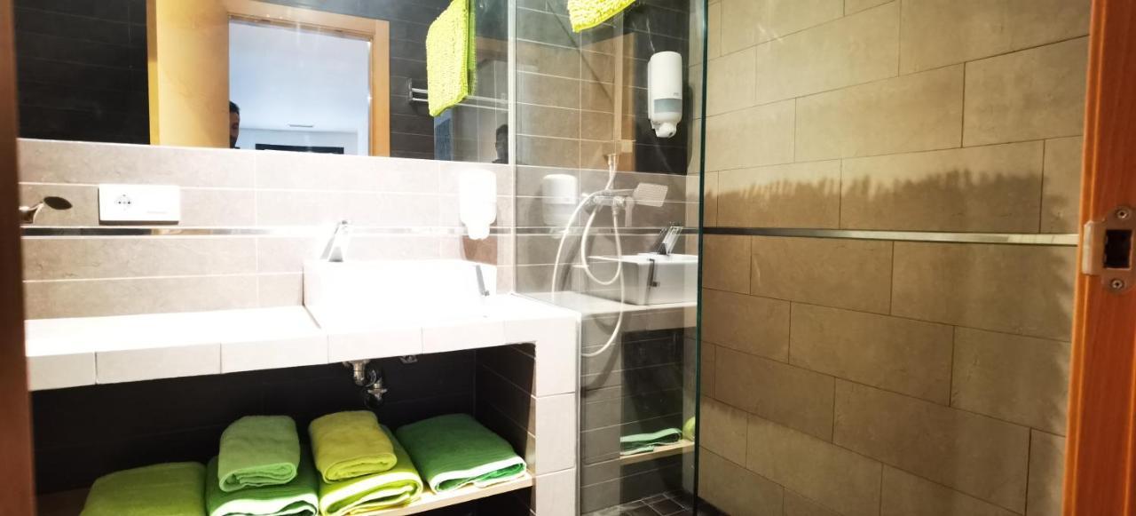Almaalquiler Claveria 11 Appartement *